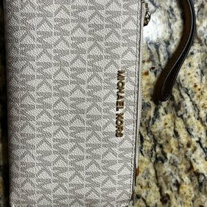 Michael Kors Beige Wristlet Wallet